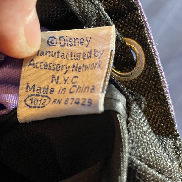 VTG 90s Disney Winnie the Pooh purple/black mini backpack NWOT - Picture 6 of 13